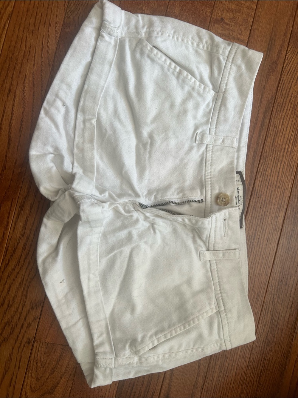 Vintage Abercrombie White Women's Casual Cotton Shorts